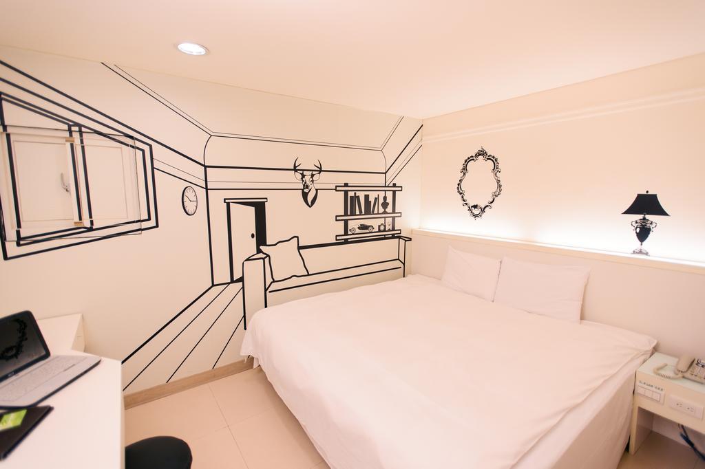 Kiwi Express Hotel - Zhong Zheng Branch Tchaj-čung Exteriér fotografie
