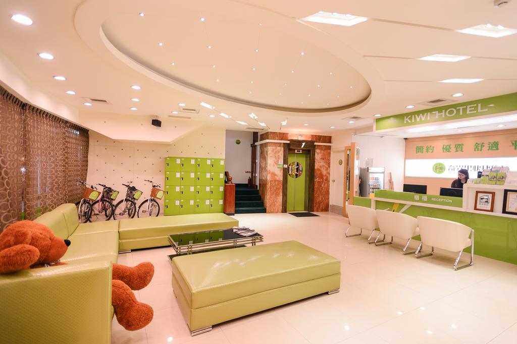 Kiwi Express Hotel - Zhong Zheng Branch Tchaj-čung Exteriér fotografie