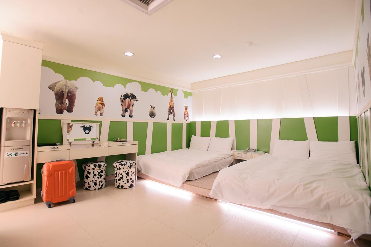 Kiwi Express Hotel - Zhong Zheng Branch Tchaj-čung Exteriér fotografie